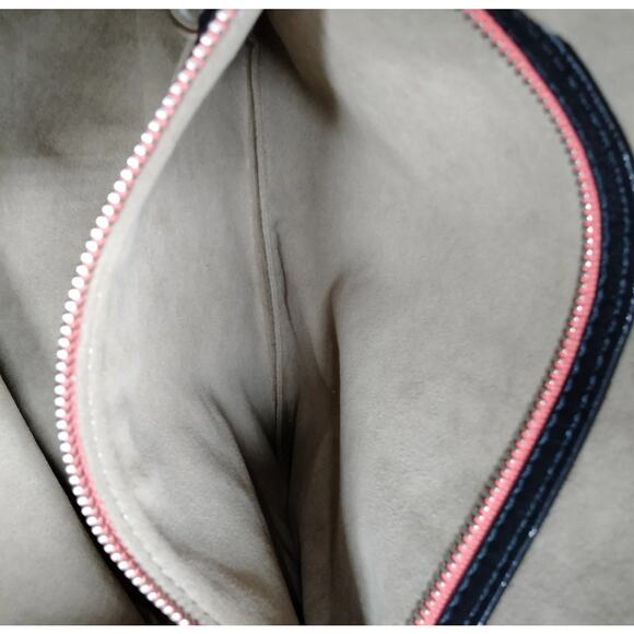 Louis Vuitton Corail Monogram Antheia Leather Hobo PM - Picture 11 of 15